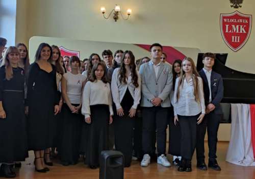 b8a3a8f5-d98e-44d4-ba0f-72603bd2905e