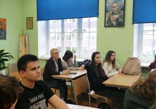 dfa22d8d-c5c3-46a5-8a6c-acfb70c27d53