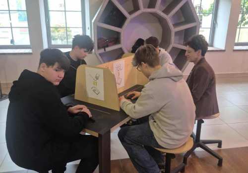 7201057a-bd40-438c-acbd-63cce79b6754