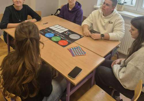 c4290731-da7b-40a1-a81c-a742666ea0df-1