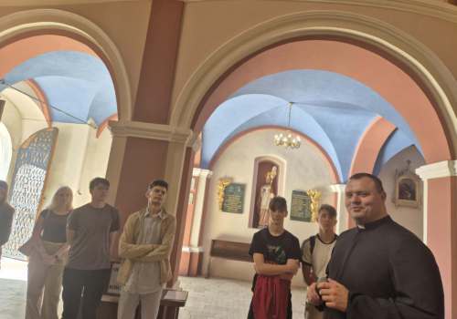 13ecfb0e-8bcd-432e-a533-abe027ffcd6f