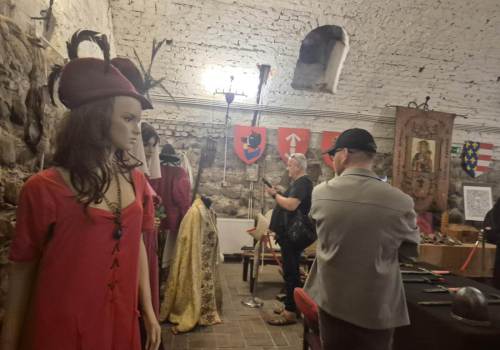 9b88ee3c-bea3-4ad8-89e7-1a2a5a34a81e