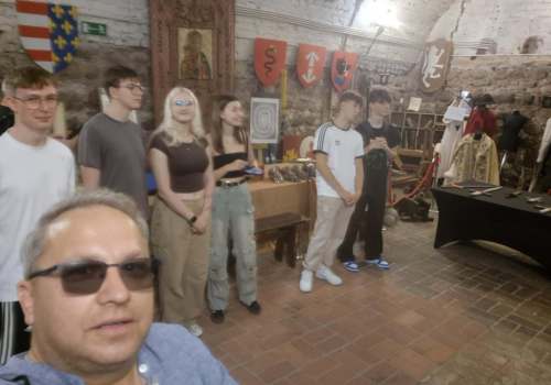 b0e5ad50-e2f4-4aa8-bc65-daa00c58f6b6