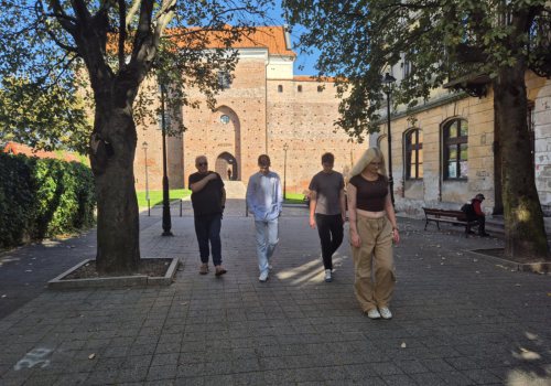 d42ecc57-b8ca-43b0-a62c-507bfbd82231