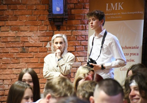 647db6af641a2_o_large