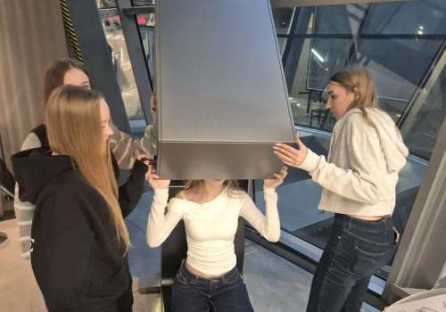 9a57872f-c184-42ad-a7b9-75b7c5e499d6