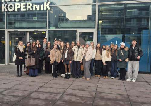 f1bdbbb0-dfc4-4d6f-bcaf-ea9b1e6adeb4