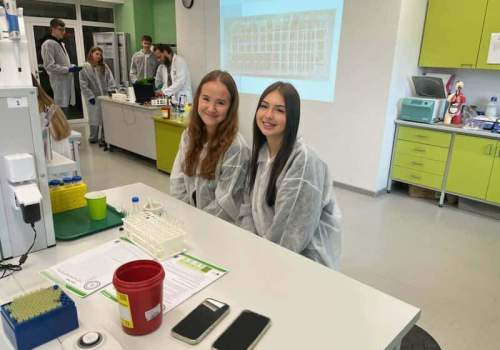 557605067_1317960020341903_4497117355073089051_n