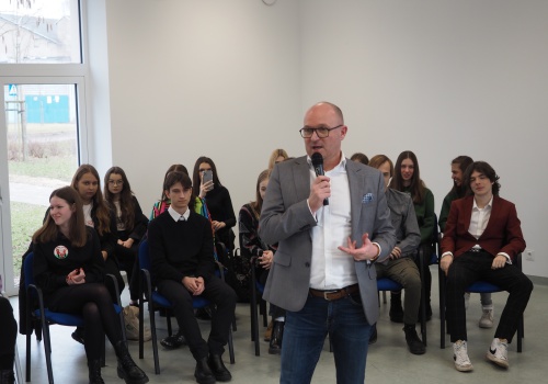 OLYMPUS DIGITAL CAMERA